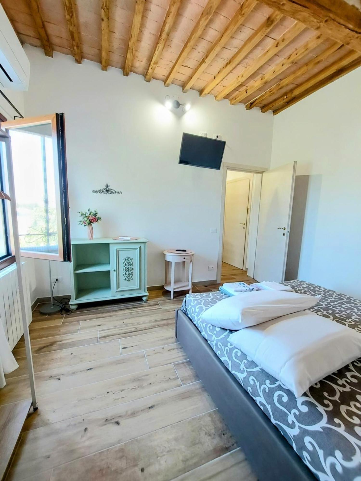 La Garitta - Villa Tra Pisa E Livorno Free Parking Ac Luaran gambar
